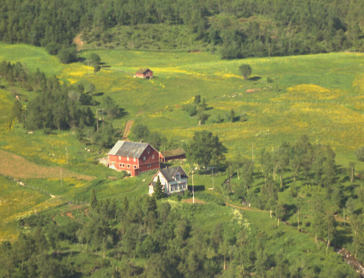 Flyfoto over Sørreisa kommune.