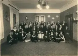 Vänersborg. Bryggeriarbetare på fest