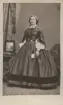 Kvinnoporträtt av kungliga hovfotografen Math Hansen (Mathias Hansen), Stockholm.