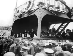 Utvandrerjubileet i 2025, president Calvin Coolidge holder t