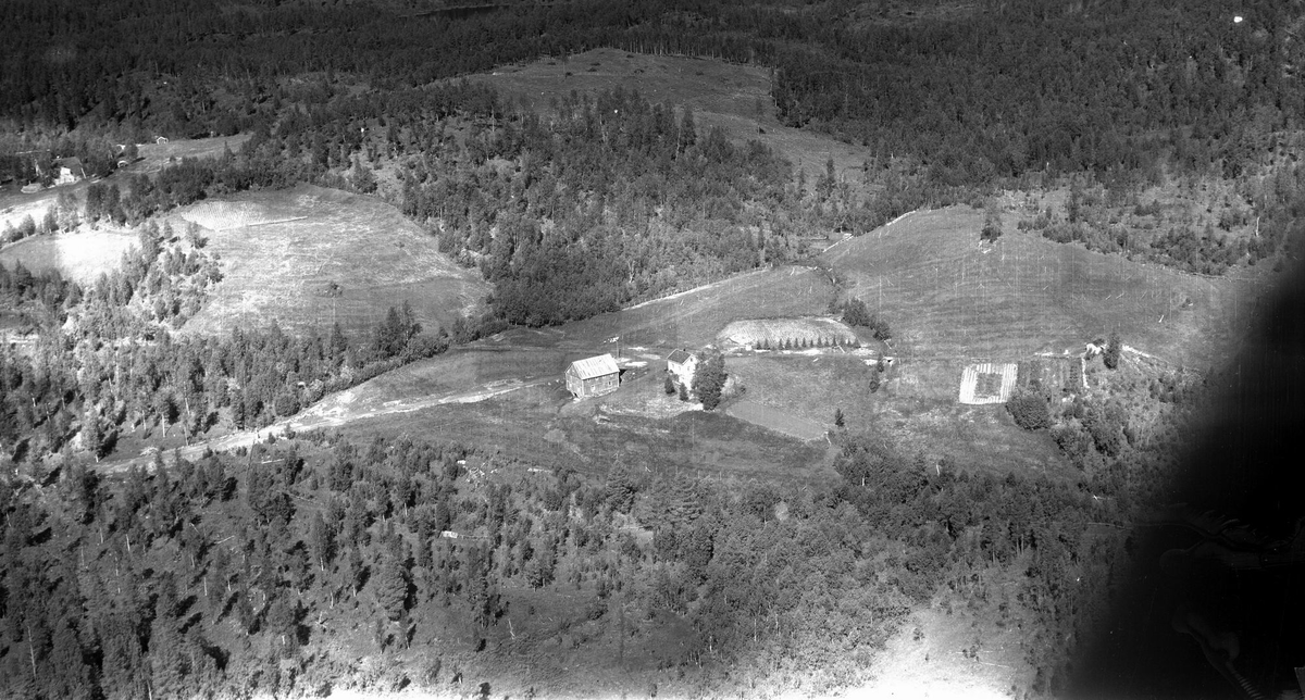 Flyfoto: Tverås, Åsen 1956, Bardu kommune