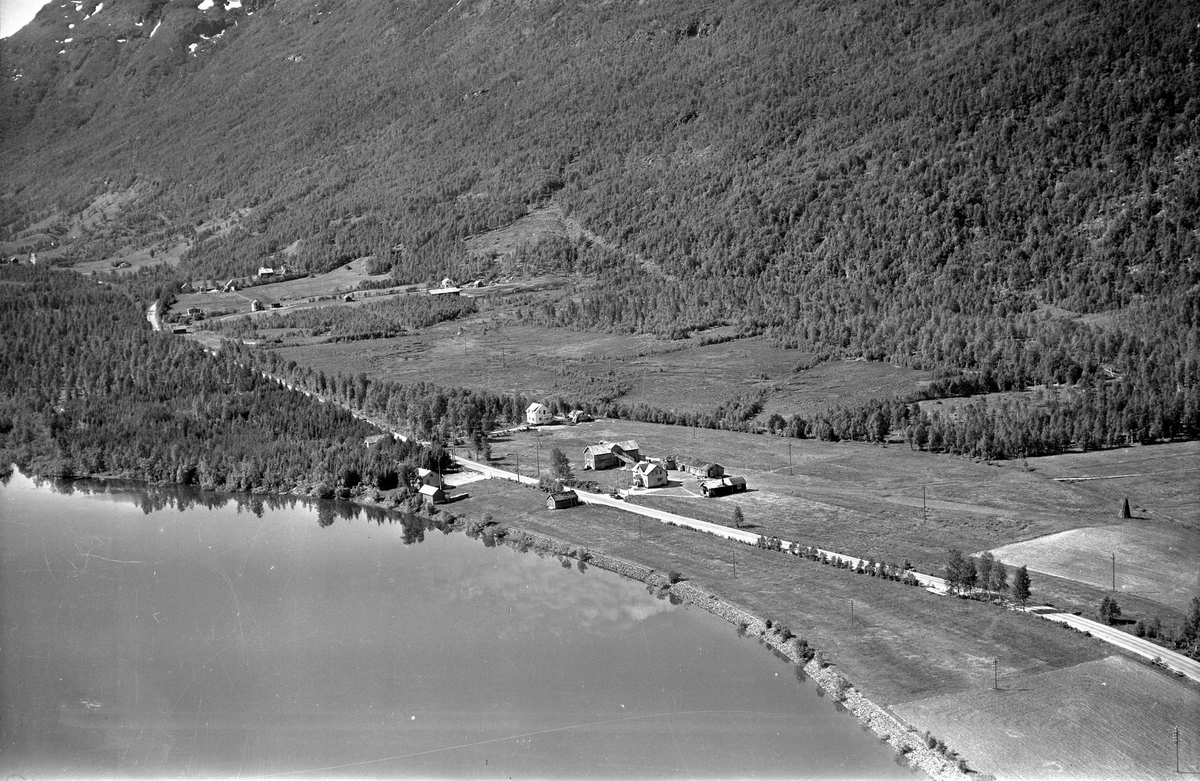 Flyfoto: Bjørnsund, Brandmogrenda 1956, Bardu kommune