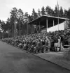 Gymnastikuppvisningen, 25/5 1941. 
Publikbild från Värendsvallen. På läktaren anar man biskop Yngve Brilioth som talar.