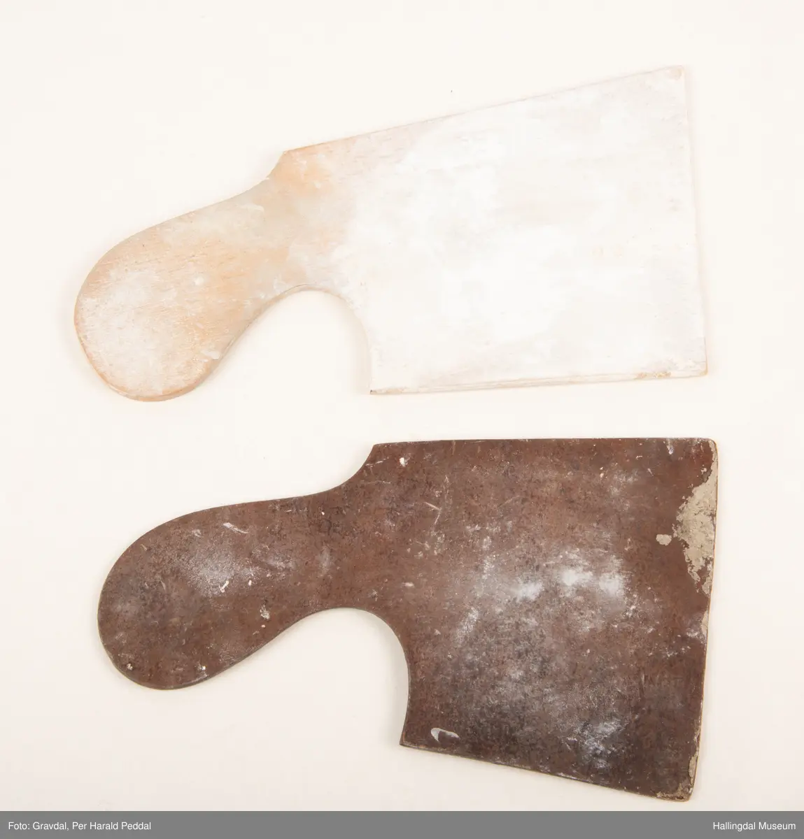 Sparkelspader eller skraper som ble brukt i forbindelse med kalking av hus og gips/sparkel arbeide.
