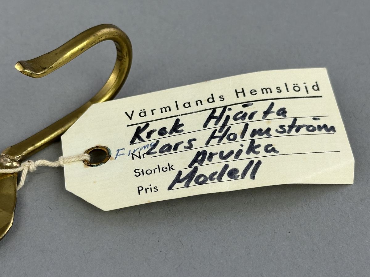 Väggkrok "Hjärta" av mässing.