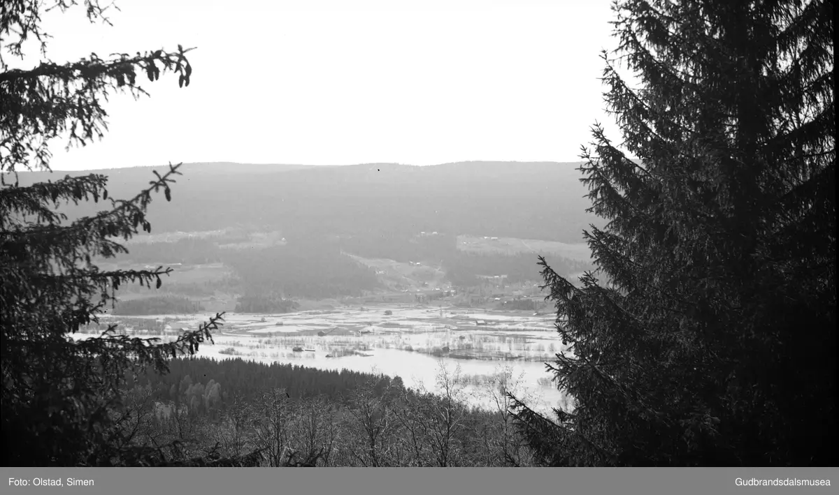 Jørstadmoen under flaum