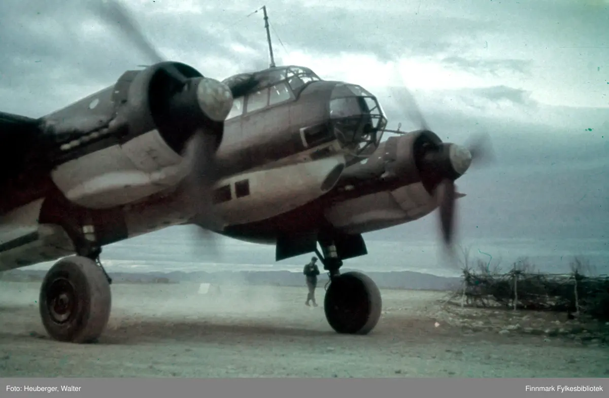 Fra 1. skvadron av fjernoppklaringsgruppe 124 (1.(F)/124). Junkers Ju ...