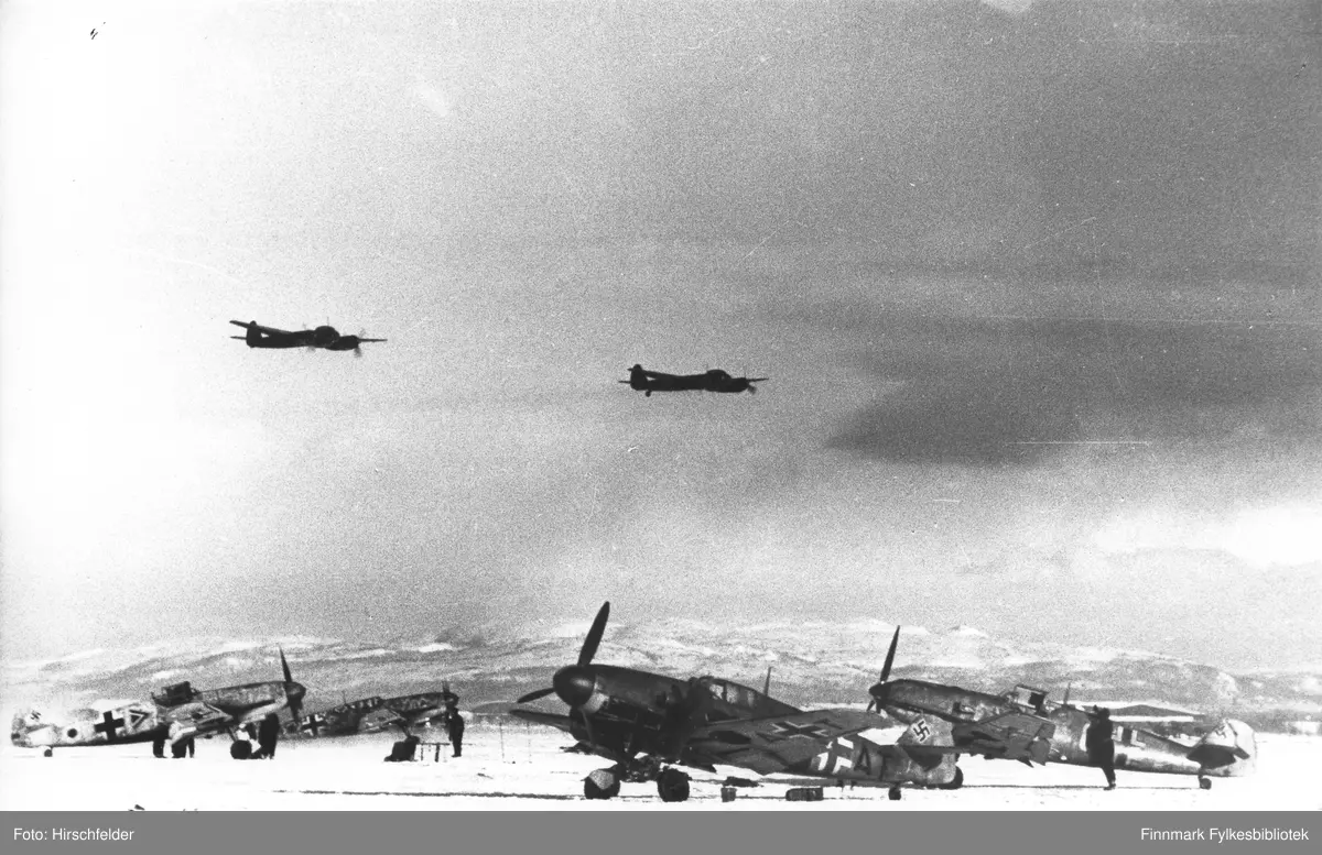 Fire Messerschmitt Bf 109 fra 3. gruppe av 5. jagerving (III./JG 5) på ...