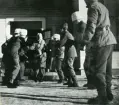 Svea ingenjörkår, Ing 1. Avslutningsceremonier vid Arméns underofficersskolas (AUS) studentexamen 1942. 