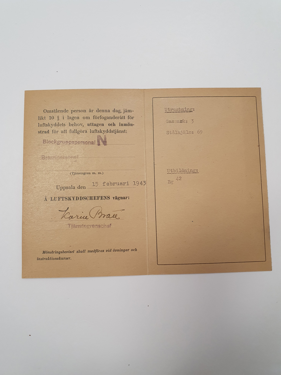 Mönstringsbevis ang. luftskyddstjänst. För Nils Ålenius. 1943.