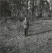 Infanterist i uniform m/1939 med lägermössa och skärp, Livgrenadjärregementet I 4.