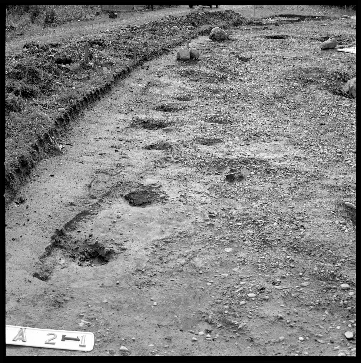 Romfartuna sn Äs RAÄ 119 Arkeologisk undersökning utförd av Vlm / Åke Hyenstrand och 
Ann Nilsson 1967