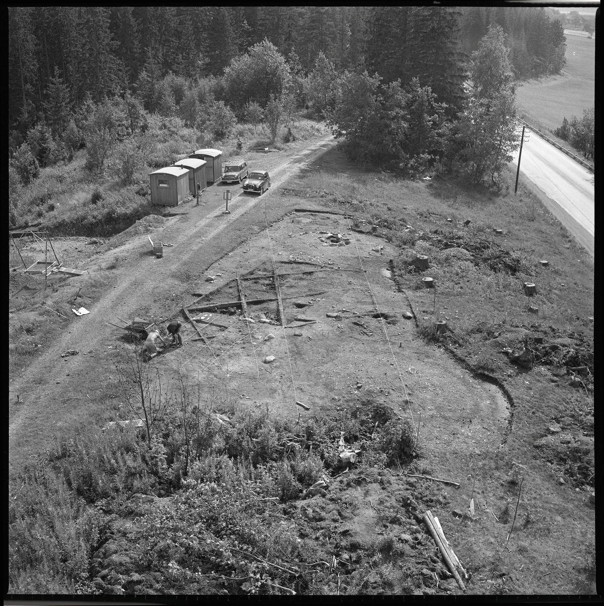 Romfartuna sn Äs RAÄ 119 Arkeologisk undersökning utförd av Vlm / Åke Hyenstrand och 
Ann Nilsson 1967