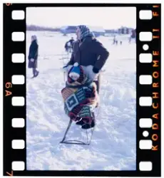 Britt-Marie Söderholm med sin mormor Signe Gästgivar. Britt 