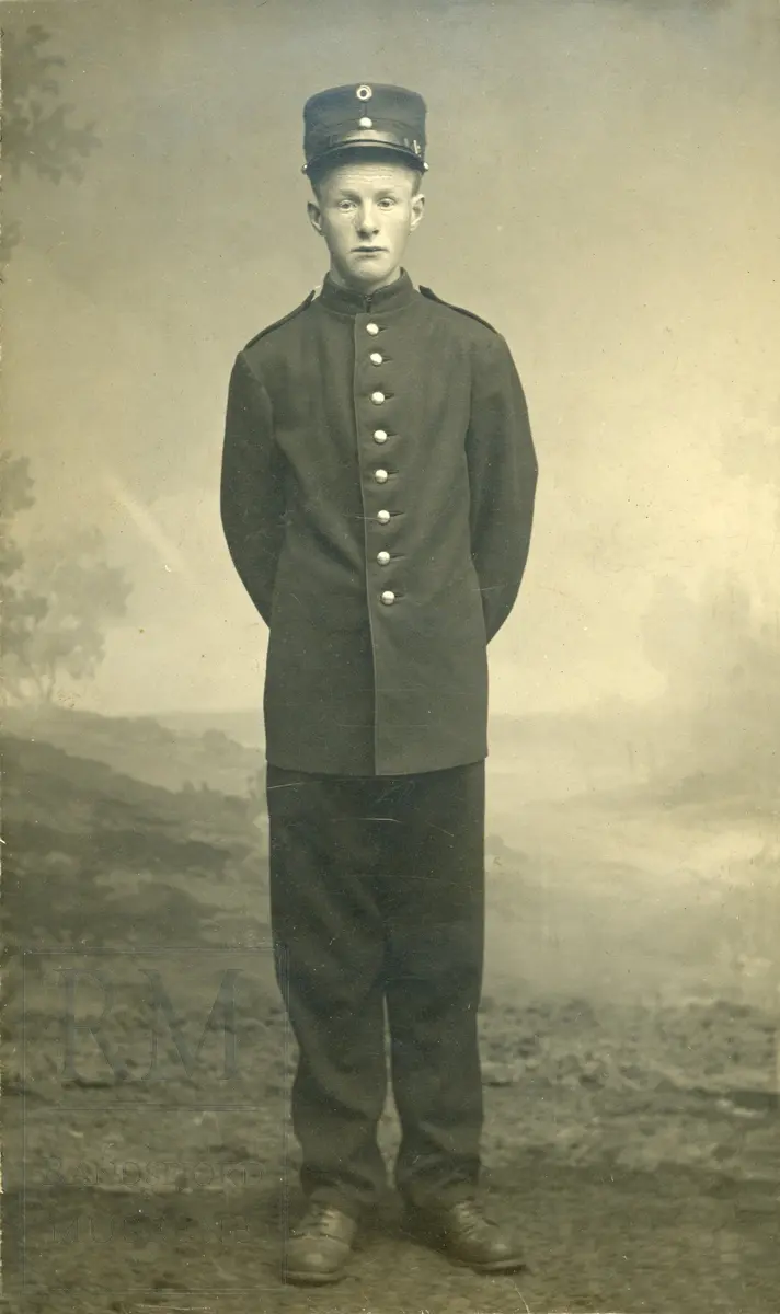 Portrettbilde av soldat
