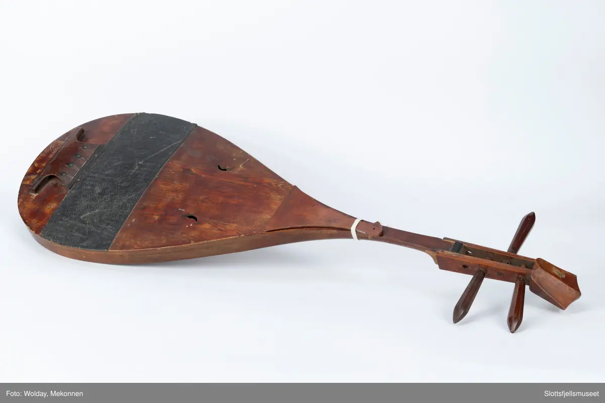 Instrument