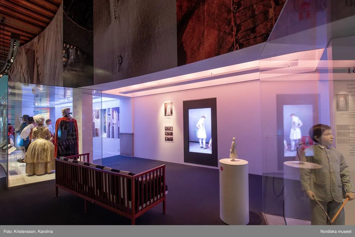 Utställningen Modemakt inklusive Me, my selfie and I på Nordiska museet, plan 3. Inför rivning.