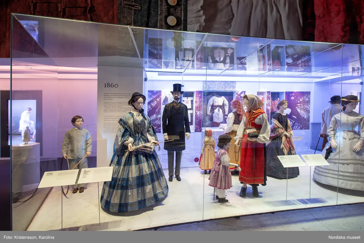 Utställningen Modemakt inklusive Me, my selfie and I på Nordiska museet, plan 3. Inför rivning.