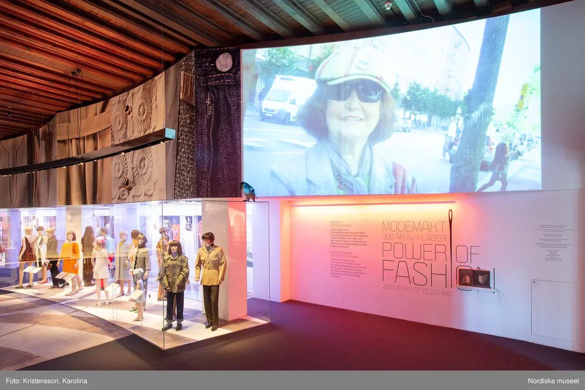 Utställningen Modemakt inklusive Me, my selfie and I på Nordiska museet, plan 3. Inför rivning.