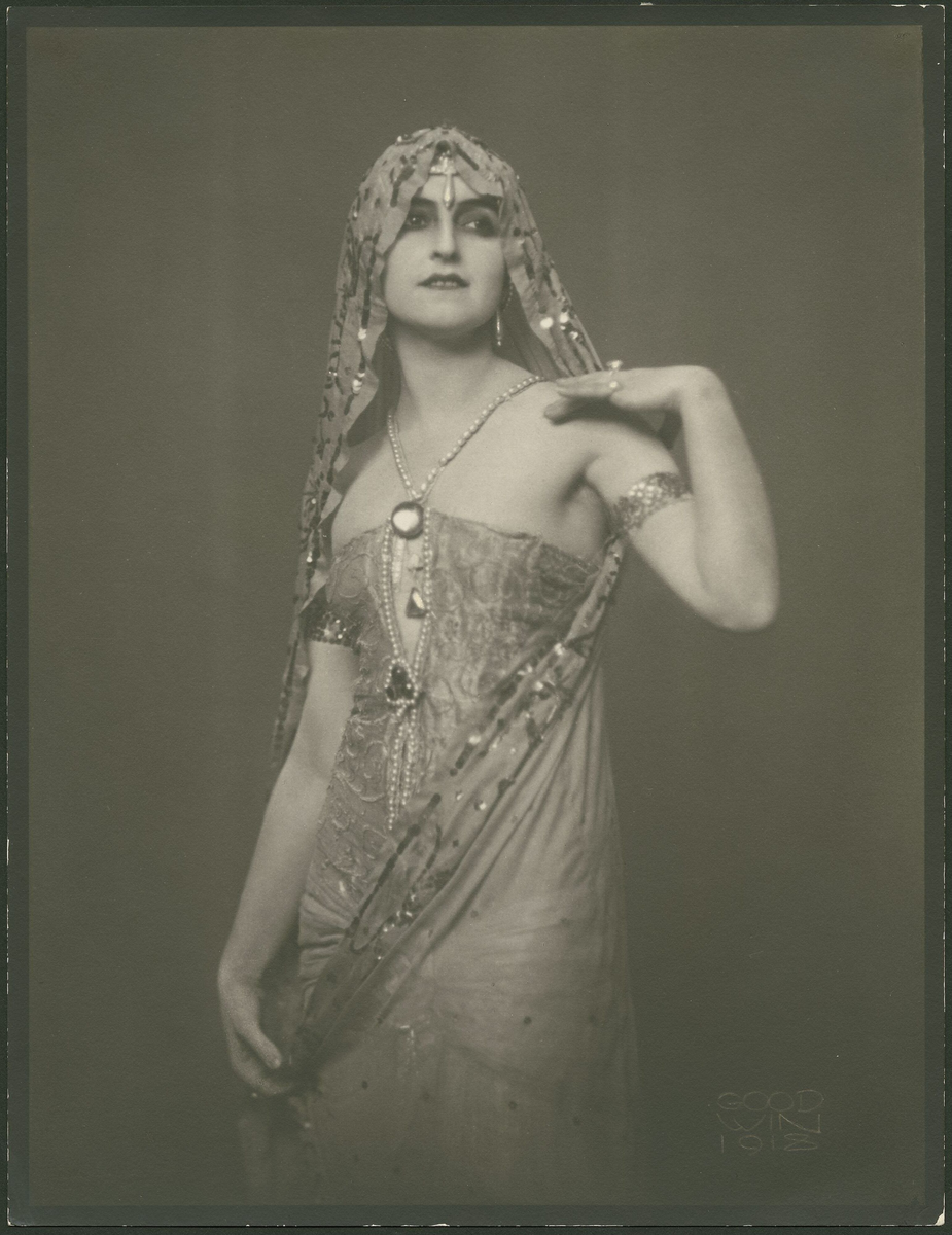 Arabesque [Fotografi]