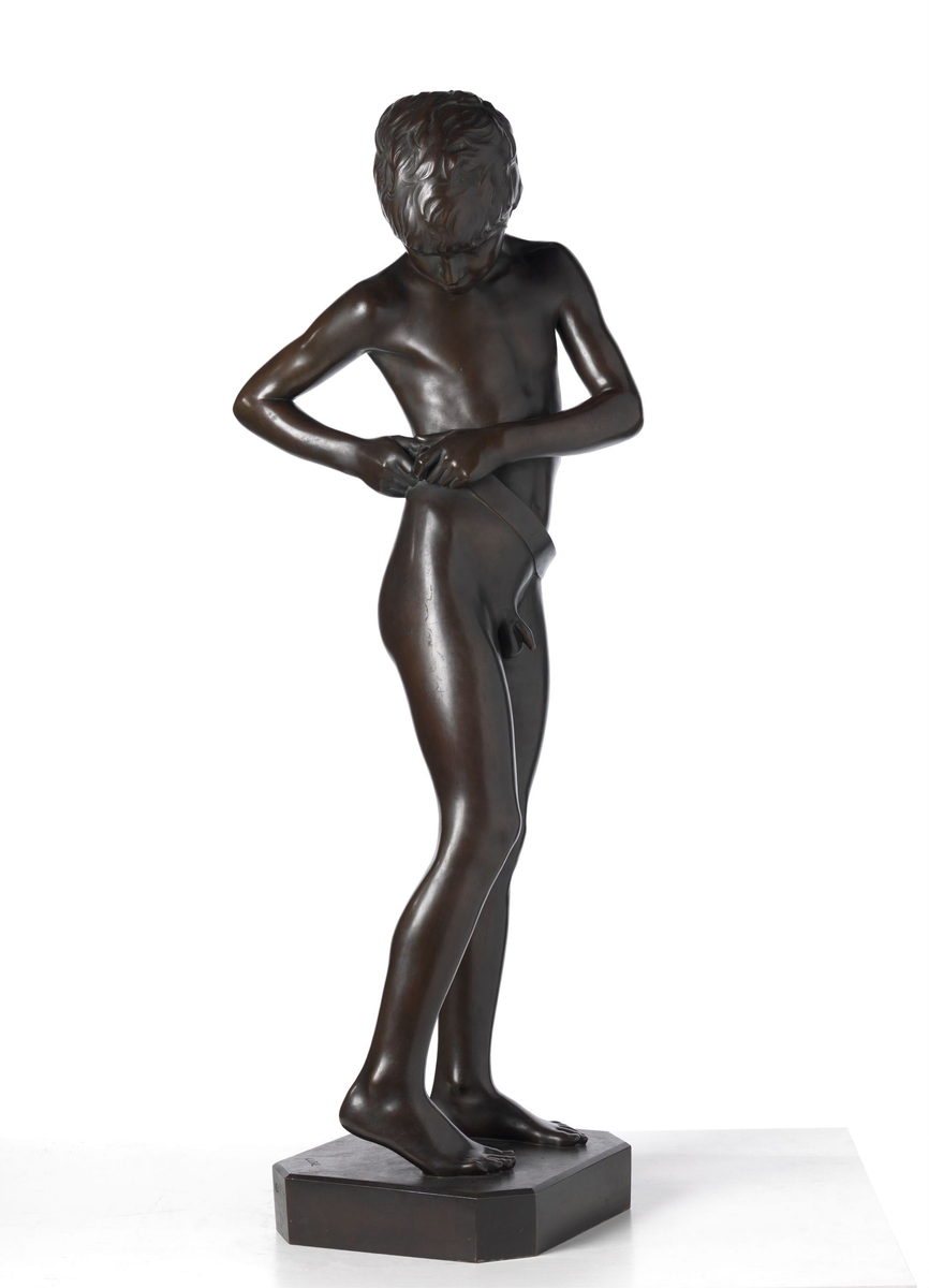 Gutten med beltet [Statue]