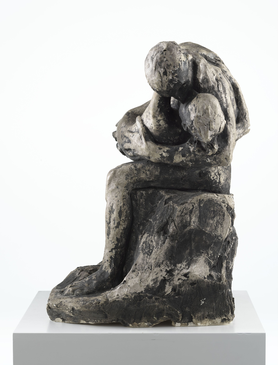 Mann med kvinne i fanget I [Statuettgruppe]