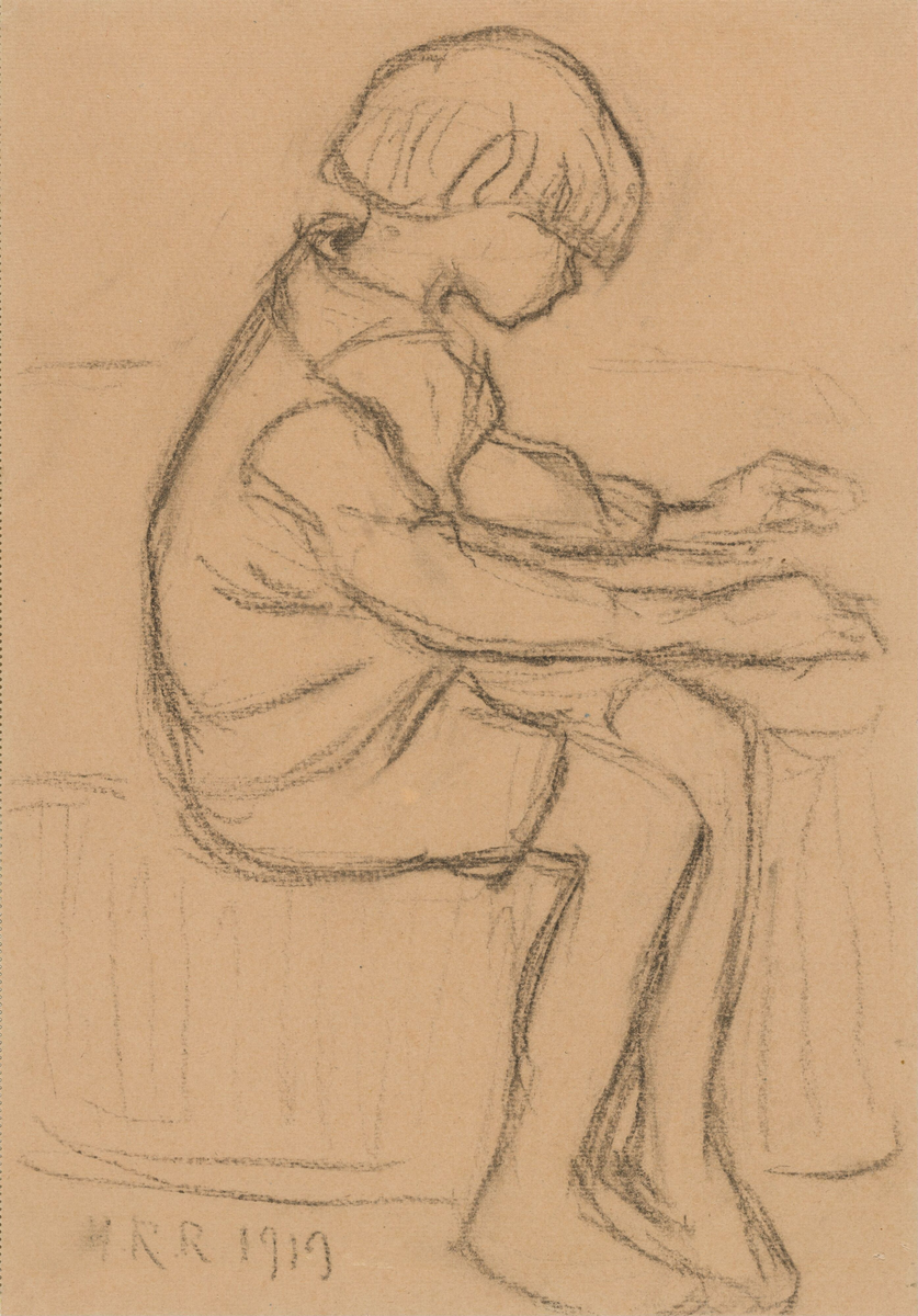 Barnestudie, sittende gutt [Tegning]