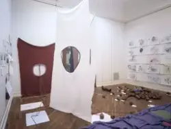 New love, old paint ... (Dedicated to Margaux Hemingway) Mak