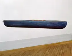 Blå båt [Skulptur]