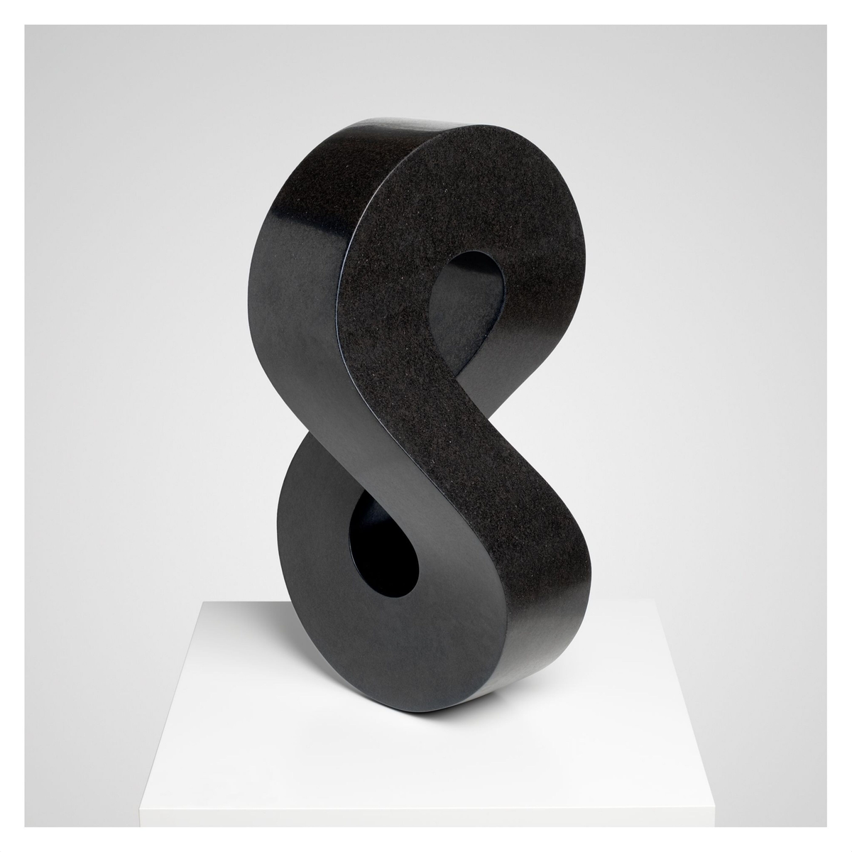 Møbius stående [Skulptur]