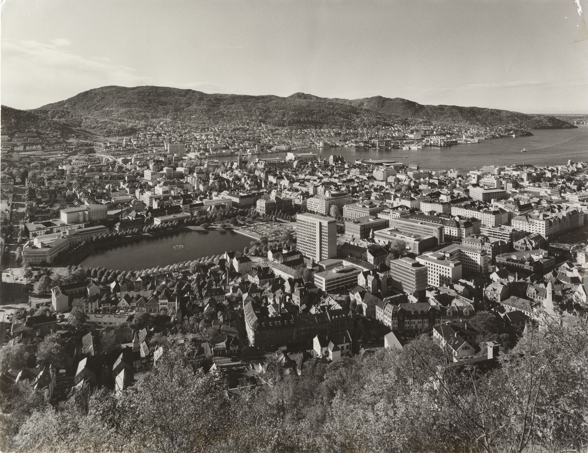 Bergen Rådhus [Fotografi]
