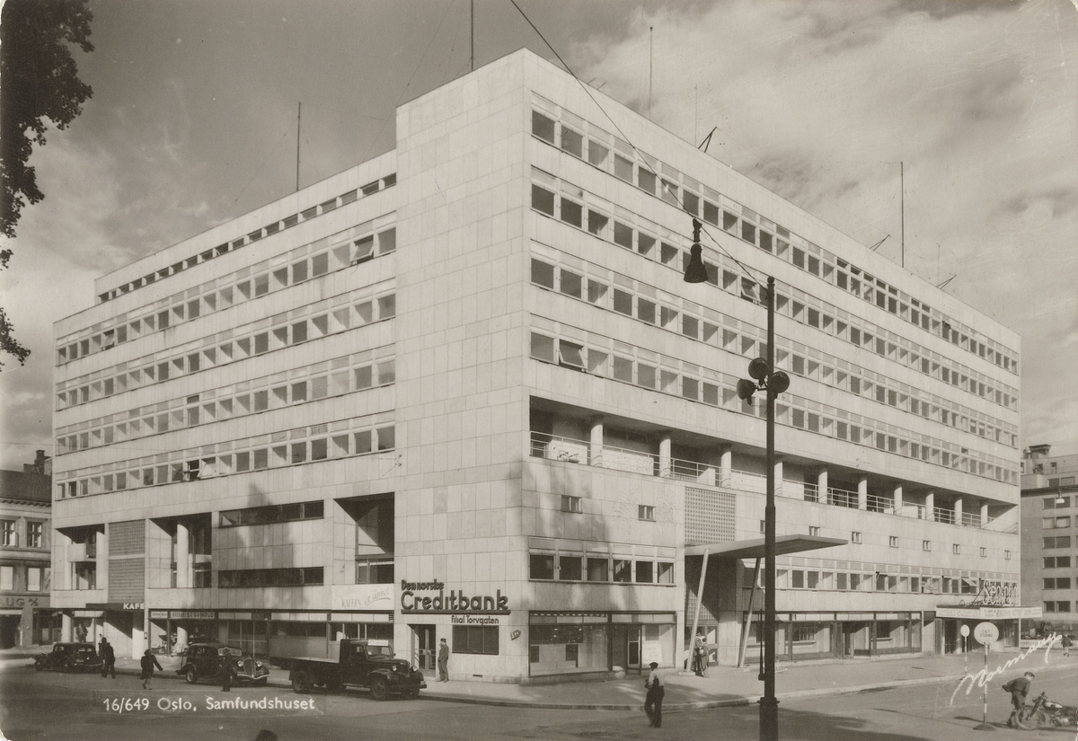 Samfunnshuset [Fotografi]