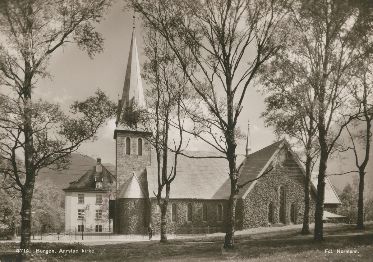 Årstad kirke [Fotografi]