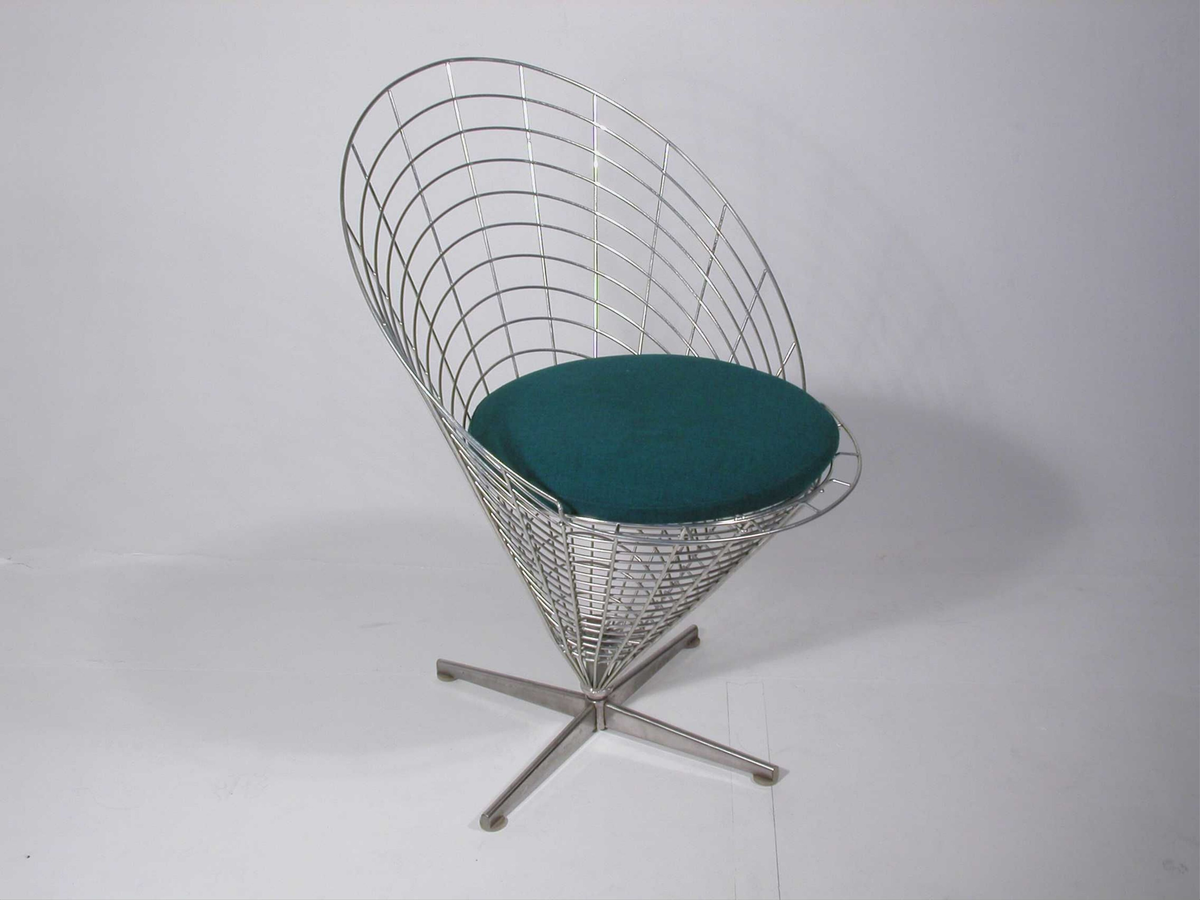 Kræmmerhusstolen K-1 C / Wirecone (dining) [Svingstol]