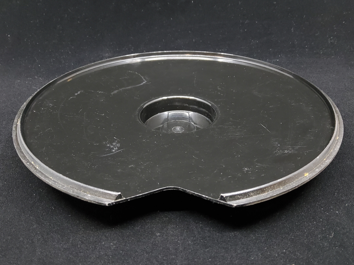 Skål med lock. 
Skaraplast, Giva serien.
Artikelnummer: 6171