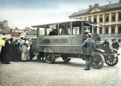 110 år sedan den första stadsbussen i Linköping