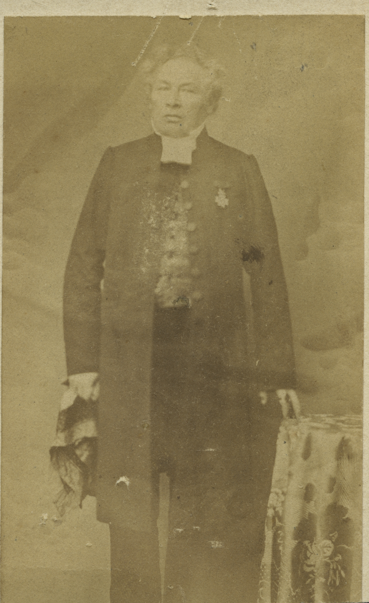 Porträtt av kyrkoherde Abraham Nordström.
