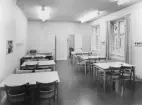 Nyinflyttad i renoverade lokaler, som ligger i fil utmed Vasagatan.
Lunchrummet med fönster åt gården, en halv trappa ned vid sidan av de
övriga lokalerna.