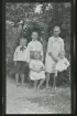 Porträtt av fem syskon.