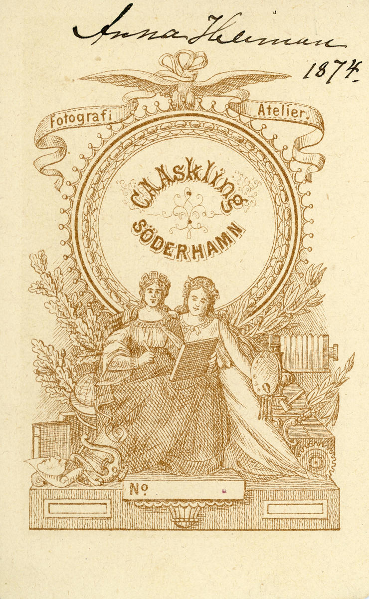 Porträtt av Anna Hellman, 1874 (enligt text baksida kort).