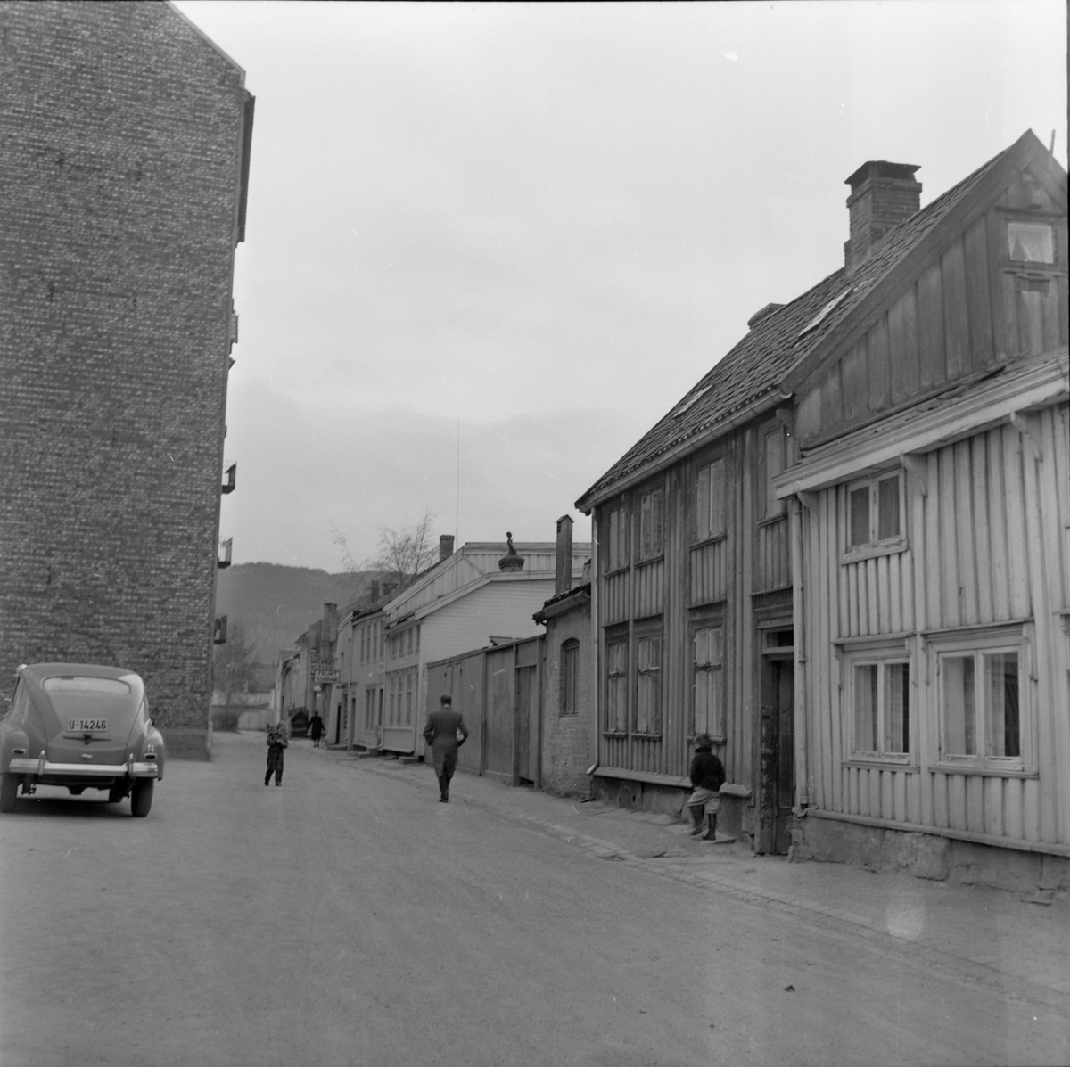 18 bygårder skal rives