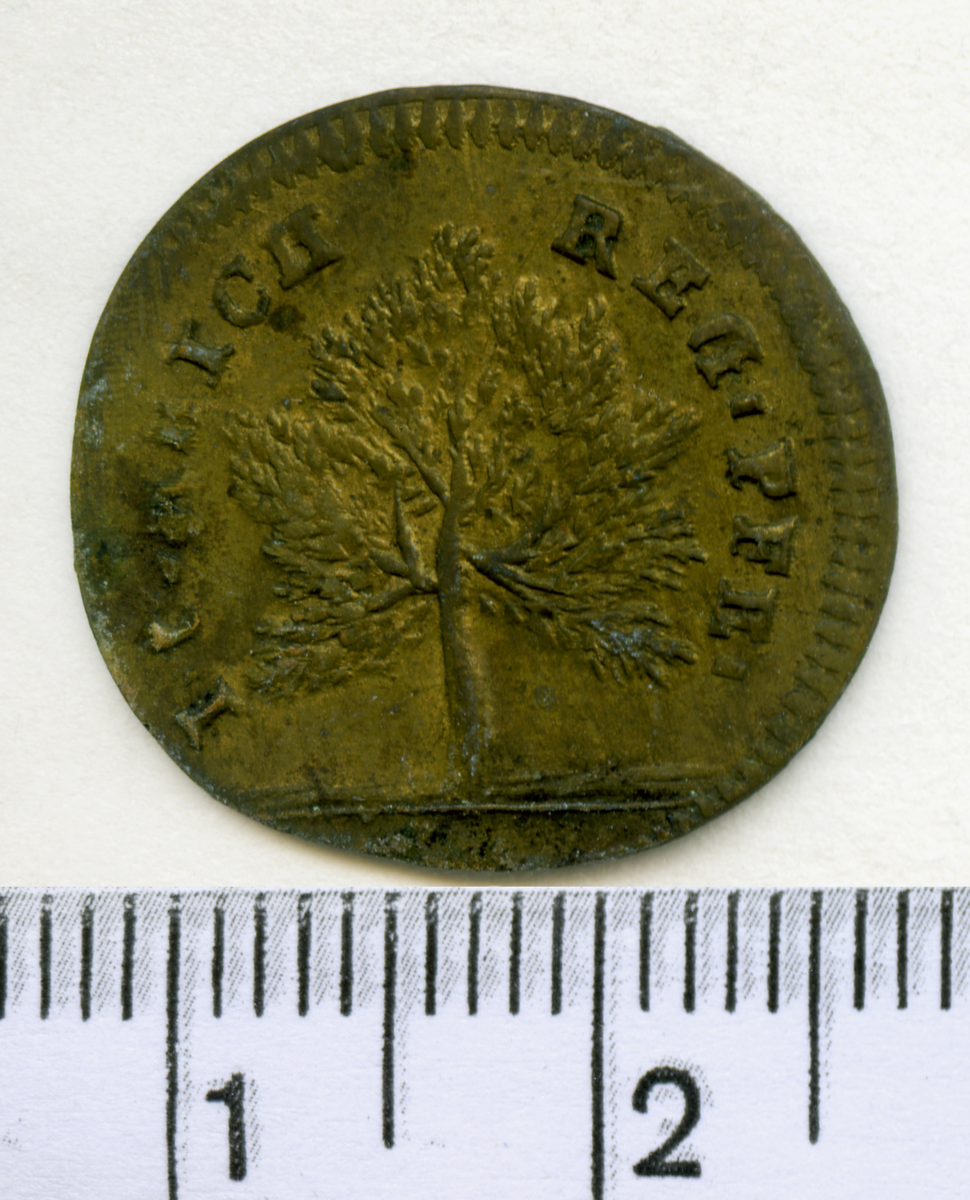 Räknepenning. Louis XVI, kung av Frankrike och Navarra 
1774–1792.

Dessa utgjorde viktiga hjälpmedel vid matematiska uträkningar. 
De utplacerades i viss ordning på ett räknebord, eller en räkneduk, för att kunna genomföra olika räkneoperationer, t.ex. något av de fyra räknesätten. 

Åtsida inskription: LOUIS XVI ROI FRANC.
Frånsida inskription: I. C. REICH REG. PFE