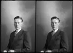 Porträtt. Körfoto. Hugo Hedlund, Vänsta, Kolbäck.
Ur Gustaf Åhmans samling.
