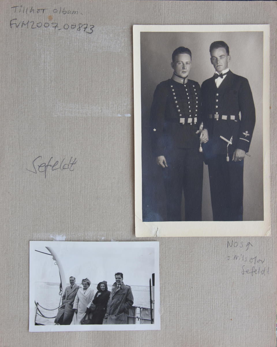 Fotoalbum, Nils Olof Sefeldt, född Svensson.

Fotolbum och 1 löst albumblad från Olle Svenssons utbildning och tjänst i svenska flygvapnet, 1934-1936. Därtill en del privata bilder.

Totalt 200 bilder.
