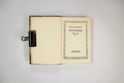 Olav H. Hauges boksamling