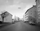 Parti av Djurgårdsgatan i Linköping. Foto 1963 eller möjligtvis 1964.