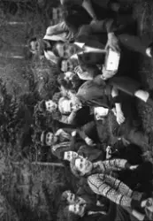 Plantefeltet på Skaland i 1956: 
Fra venstre;Håvard Lysberg,