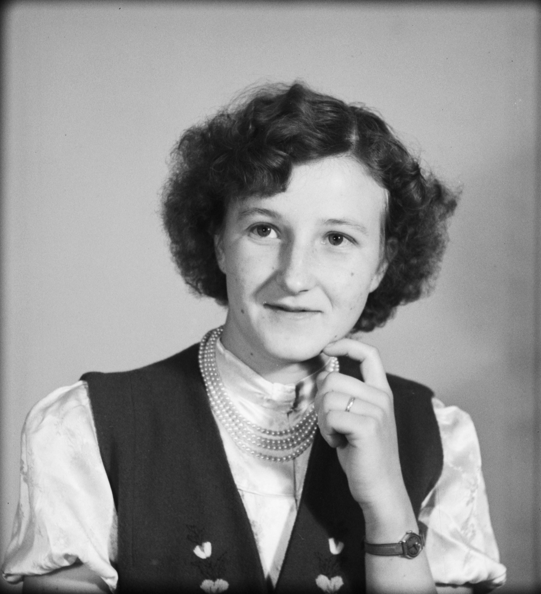 Stina Eriksson från Källberga, Alunda socken, Uppland 1951