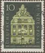 Frimärke ur Gösta Bodmans filatelistiska motivsamling, påbörjad 1950.
Frimärke från Väst Tyskland, 1957. Motiv av Landtaghaus i Württemberg 500 års minne