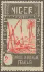 Frimärke ur Gösta Bodmans filatelistiska motivsamling, påbörjad 1950.
Frimärke från Franska Nigeria, 1926. Motiv av Gammaldags Brunnsanordning